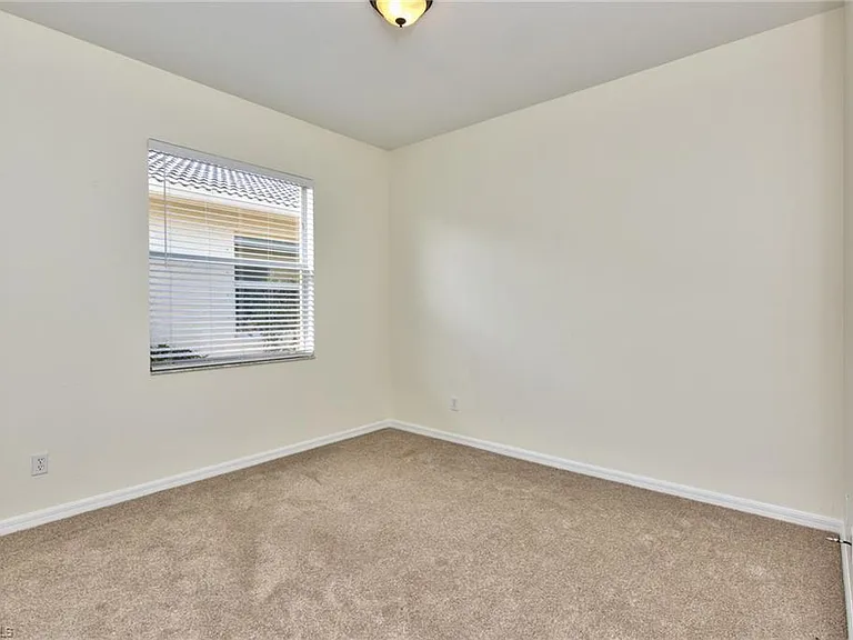 15754 Cutters Ct — Photo 20