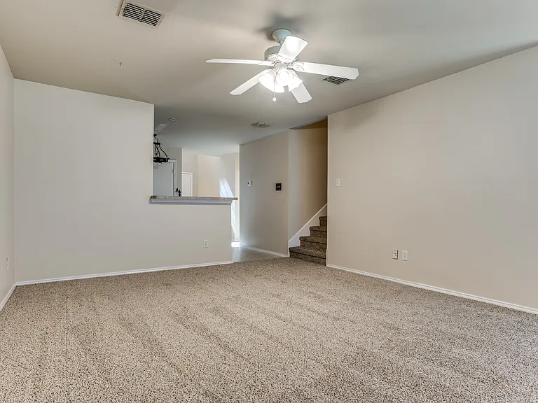 404 Oxford Dr — Photo 20