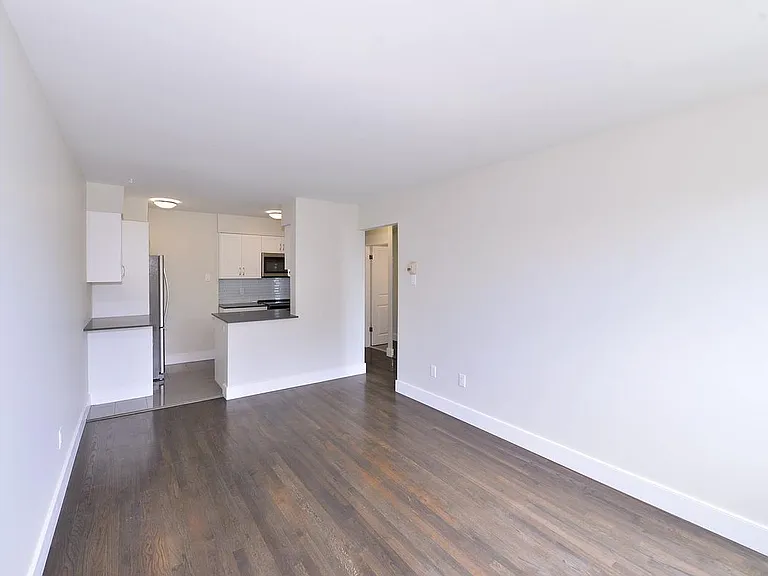 628 Dallas Rd #105 — Photo 11