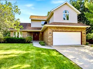 1935 Flanigan Ct, Iowa City, IA 52246