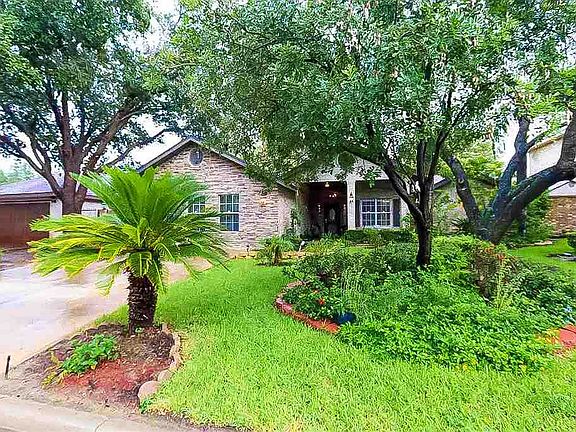 2nd image of 1809 Graywood Ct