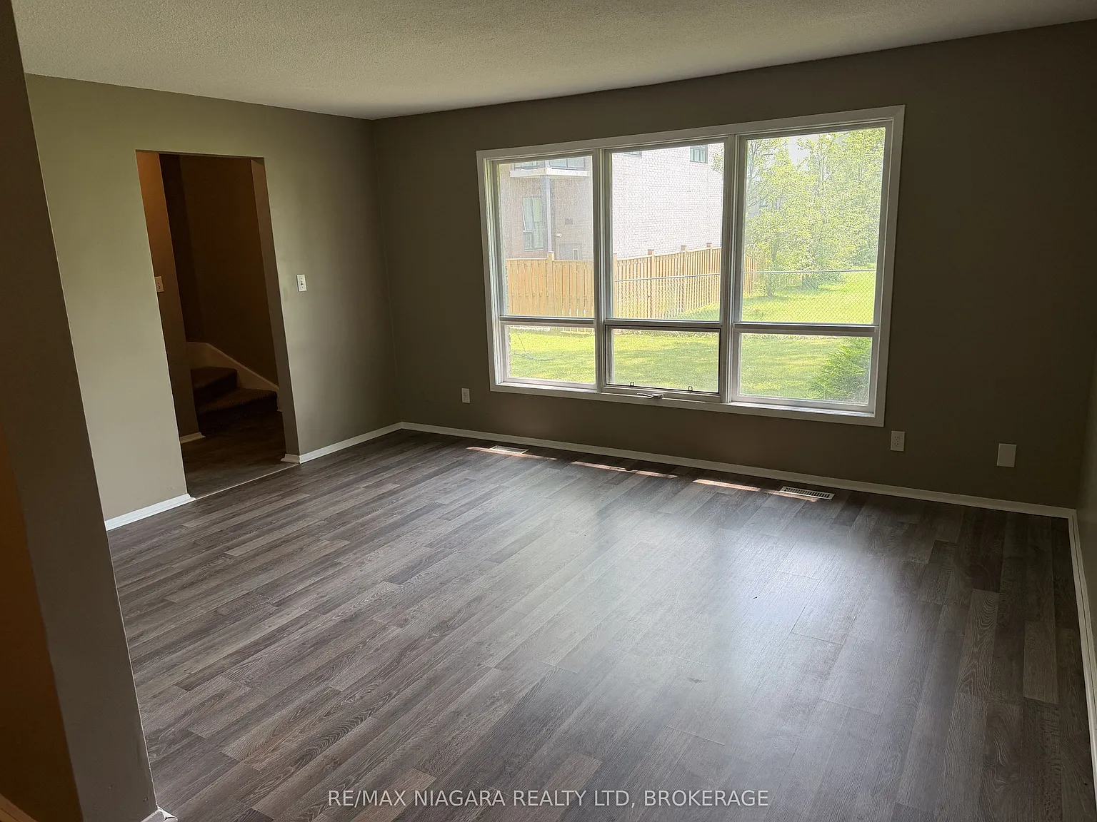 3 bed, $2,500 — Photo 4