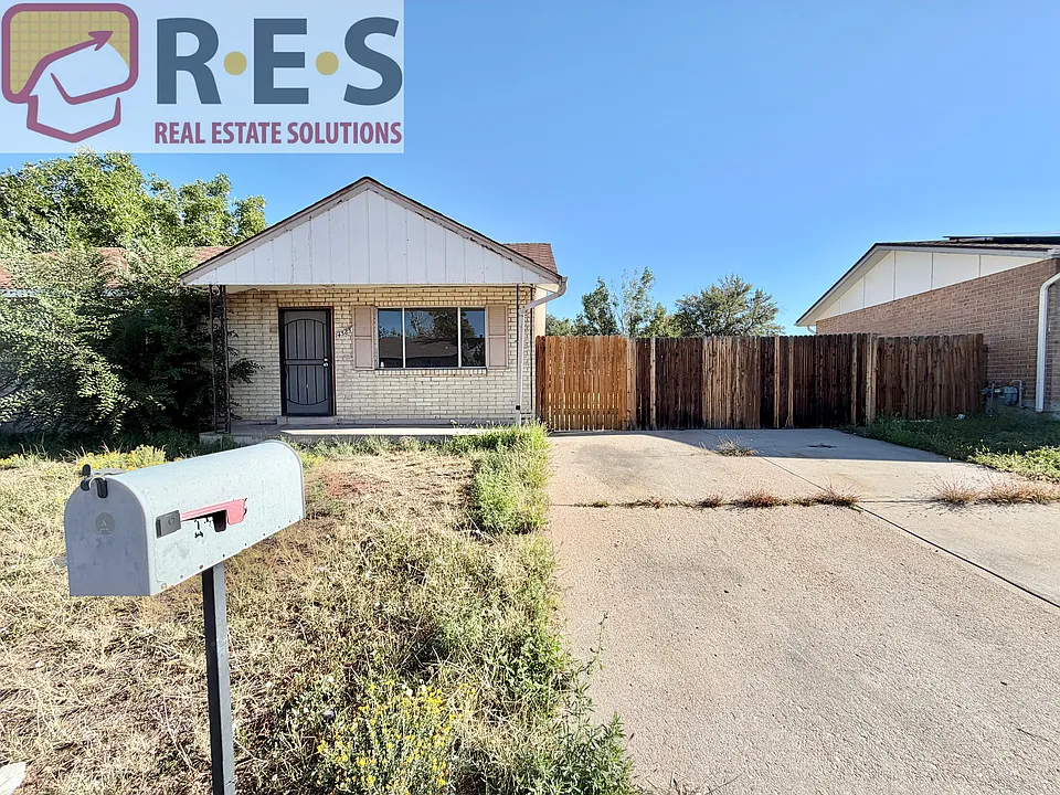 14385 Pensacola Dr