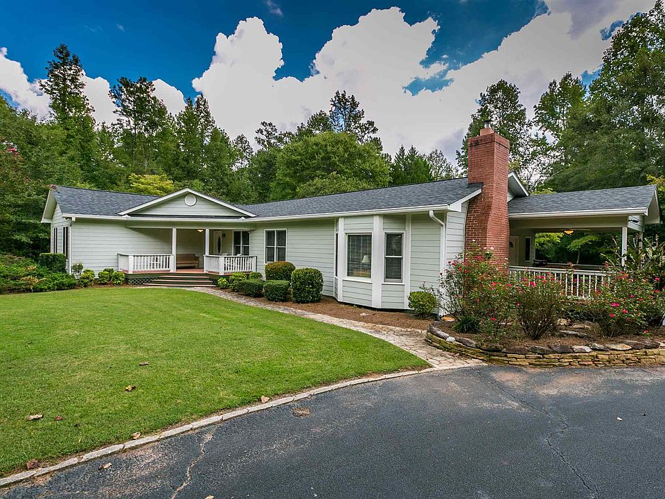 1st image of 70 Holsenbeck Dr