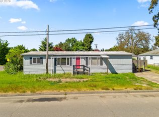 1596 W 10th Ave, Junction City, OR 97448