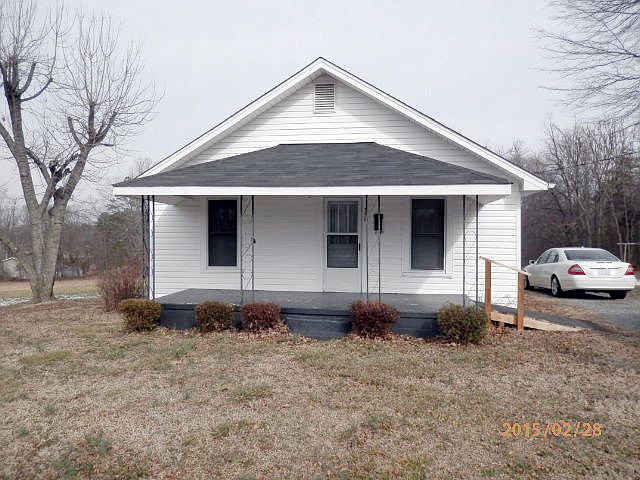 1st image of 330 Highland Dr