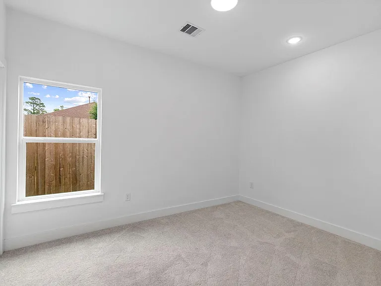 8109 Hamlet St #B — Photo 8
