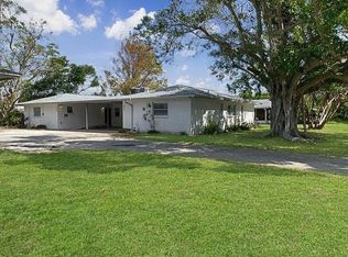 113 Base Ave E, Venice, FL 34285
