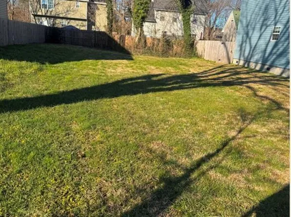 2212 Calvary Ct, Portsmouth, VA 23704