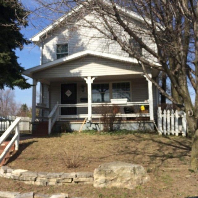 1st image of 1586 Old Leonard Ave