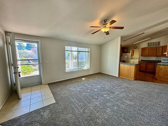 3rd image of 405 Marian Ave
