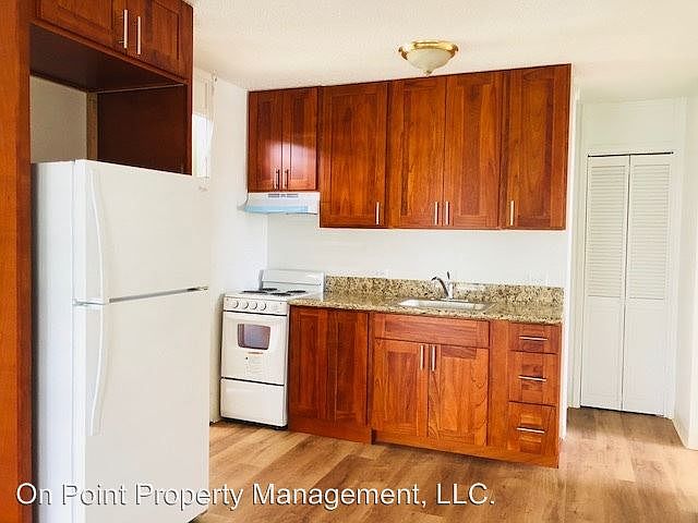 2nd image of 1801 Keeaumoku St APT 404