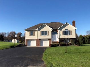 65 E Gait Dr, Slippery Rock, PA 16057