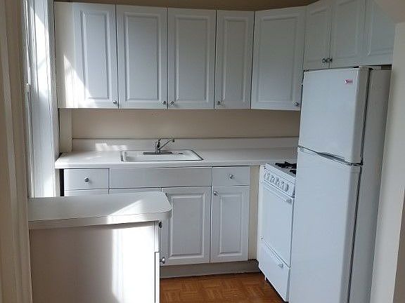 4th image of 82 4th Pl #3