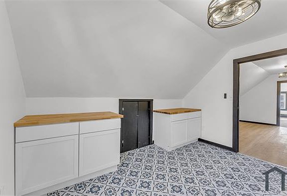 2nd image of 246 E 156th St #2