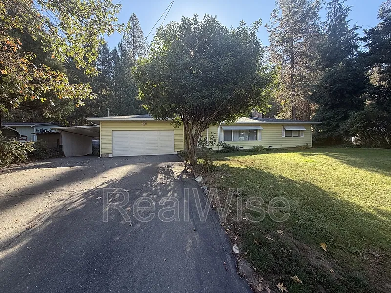 7665 Rogue River Hwy