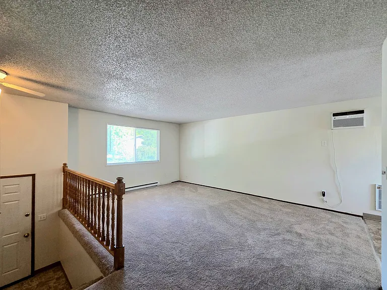 112 Ridgemont Dr — Photo 9