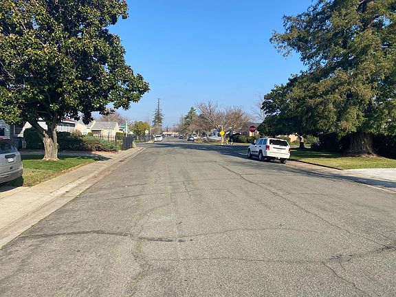 4th image of 5769 Ortega St