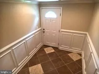 3 bed, 4.0 bath, 1840 sqft, $3,400 — Photo 3