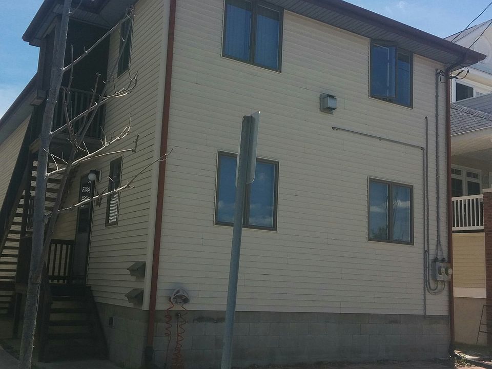 1st image of 1145-47 West Ave #1