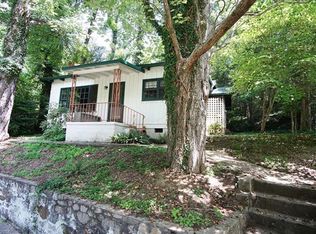 132 Stuart Cir, Lake Junaluska, NC 28745