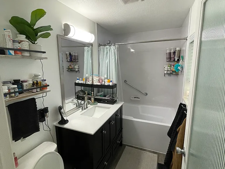 255 Temple Ave #10 — Photo 7