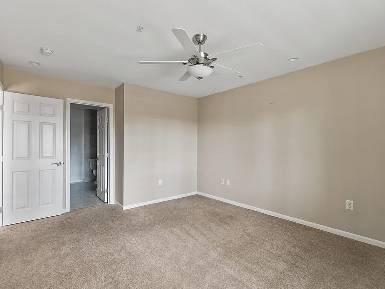 4200 N Miller Rd #428 — Photo 19