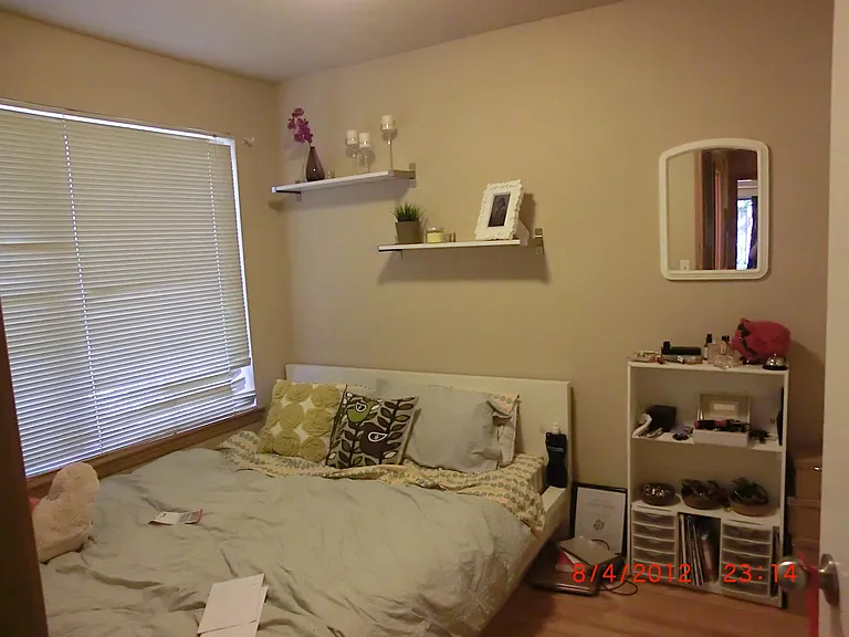 12324 33rd Ave NE #A — Photo 12