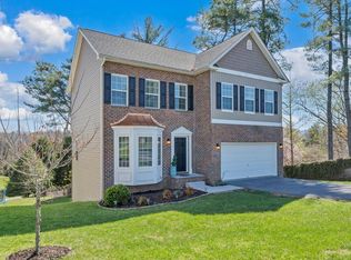 3230 Clearview Dr, Roanoke, VA 24018