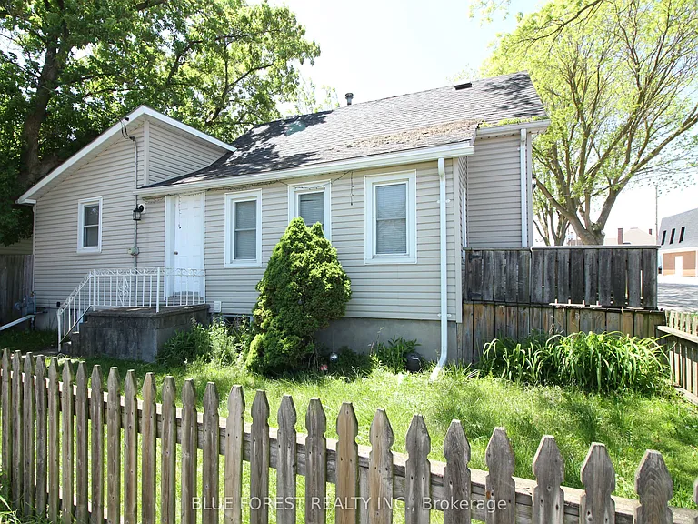 175 Davis St — Photo 5