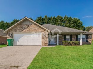1245 Edinburgh Dr, Maryville, TN 37803