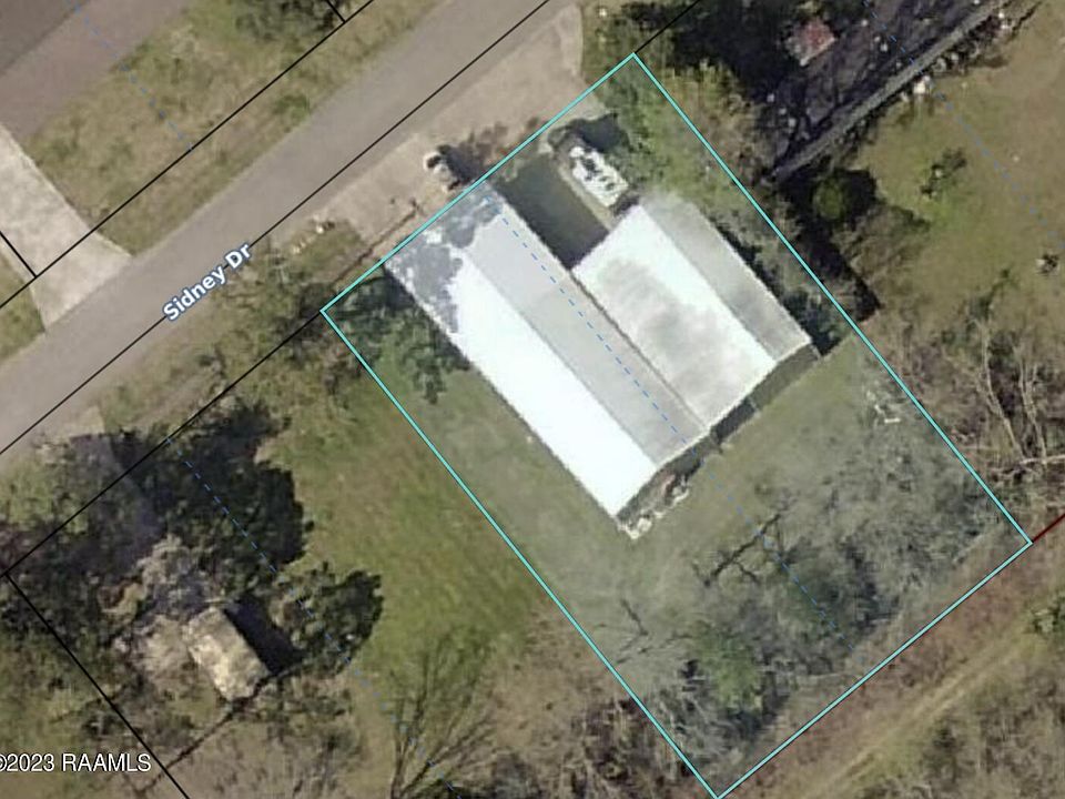 2nd image of 765 Sidney Dr