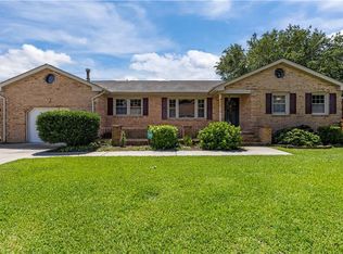 5917 Woodhaven Ct, Virginia Beach, VA 23464