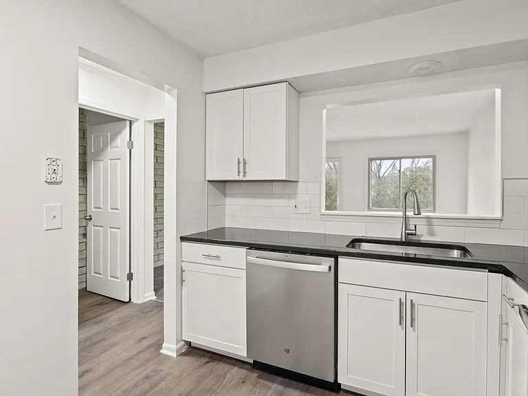 Terrace Villas Townhomes — Photo 13