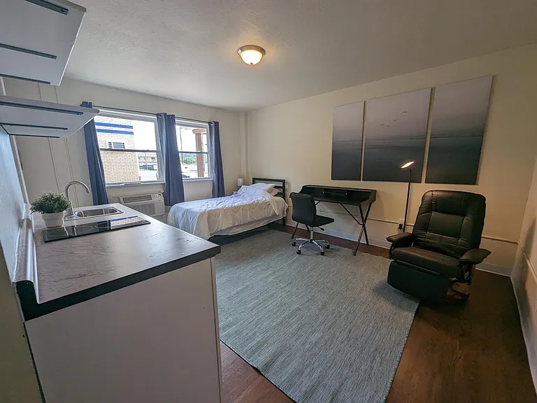 7743 Reading Rd — Photo 2