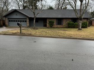 918 Peggy Dr, Whitehouse, TX 75791