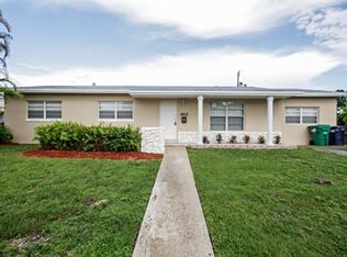 16612 SW 101st Ave, Miami, FL 33157