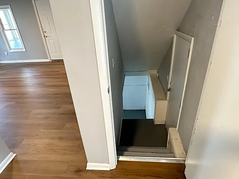 408 Wirth Ave — Photo 2