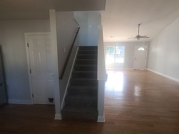 4th image of 416 Navaho Cir