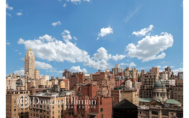 Sold by Douglas Elliman | media 22