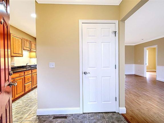 4th image of 70 Turner St #A-3