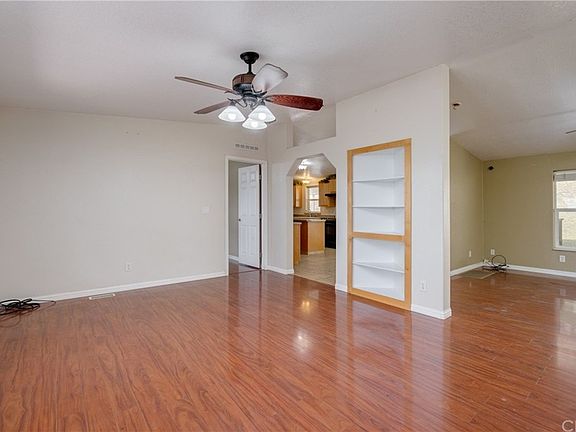 3rd image of 70 Reginald Way