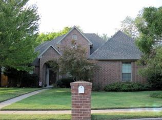 2600 Bedford Cir, Edmond, OK 73034