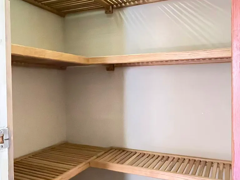 Closet on the upper level
