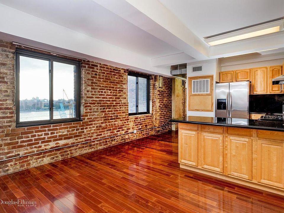 1st image of 330 Wythe Ave APT 6E