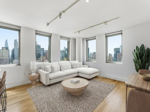 554 West 54th Street image 1 of 37
