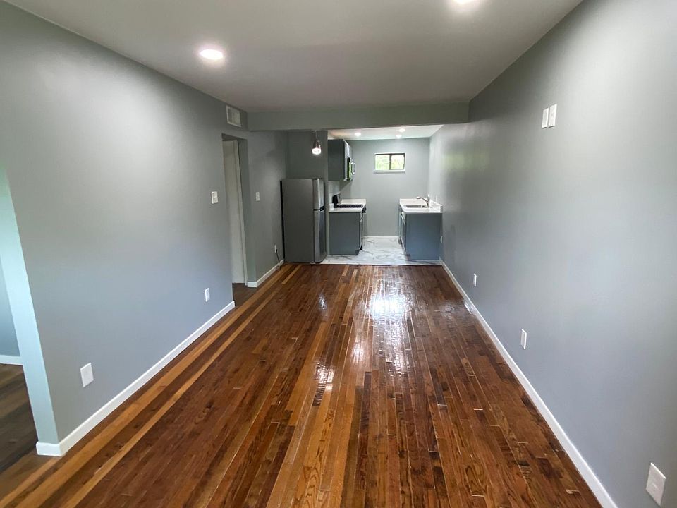 1st image of 1805 Gould St #9