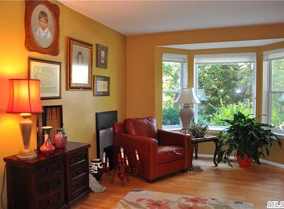 4th image of 11 Messina Ave