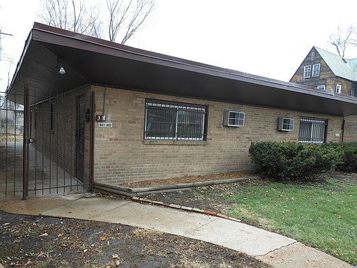 1st image of 863 Hamilton Ave
