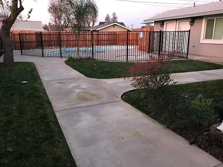 1131 Tulare St — Photo 10